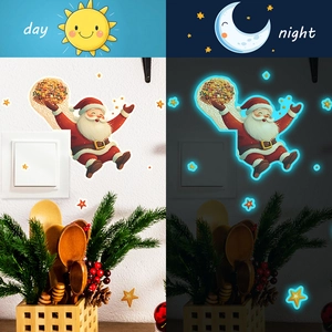 Leuchtender Weihnachtsmann Wandsticker mit Sternen und Tag-Nacht-Leuchteffekt