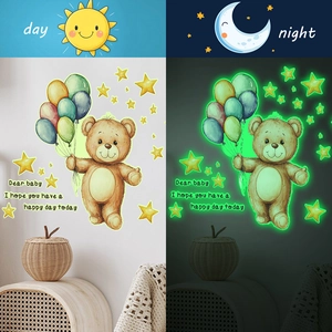 Stickers muraux lumineux avec ours, étoiles et ballons pour décorer la chambre d'enfant