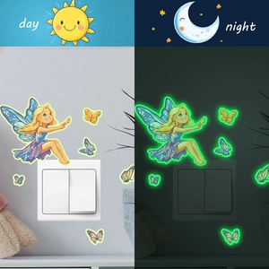 Stickers muraux lumineux fée et papillons pour décor de maison en vue jour et nuit