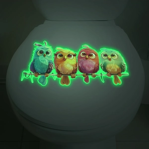 Stickers de toilettes hiboux lumineux avec oiseaux de dessin animé en bleu, orange et rouge