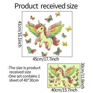 Adesivi murali unicorno arcobaleno e farfalle per cameretta dei bambini 45x41cm