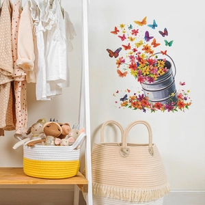 Sticker mural panier de fleurs avec papillons colorés pour décoration murale chambre