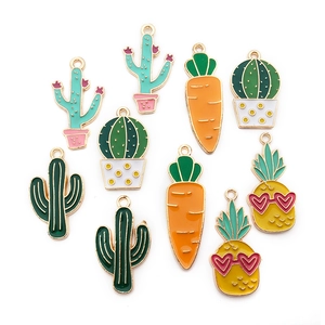 Détails de pendentifs émaillés en forme de plantes pour la création de bijoux DIY