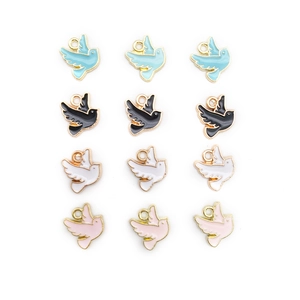 Lot de 12 pendentifs oiseaux en émail de quatre couleurs pour création de bijoux