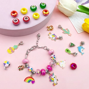 Coffret de 57 pièces pour bijoux DIY avec perles colorées et bracelet argenté