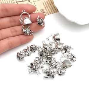 Dijes de tetera de plata vintage para sets de accesorios de joyería hechos a mano