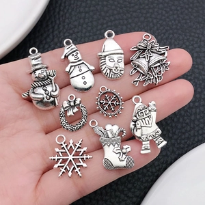Set de breloques de Noël rétro en alliage argenté avec bonhomme de neige pour bijoux DIY
