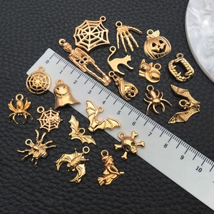 20pcs Gold Halloween alloy charms with skulls, ghosts and pumpkins on black leather