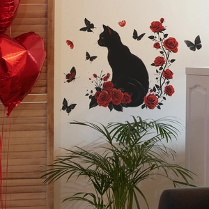 Adesivi murali artistici con silhouette di gatto nero, rose rosse e farfalle decorative