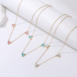 Kupfer Dreifach Herz Zirkonia Anhänger Halskette Für Damen Mikro Eingelegt Süße Herzform Kette Halskette Mode Schmuck Geschenk
