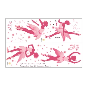 Dettaglio di adesivi murali con ballerine rosa sfumato, decorazioni floreali e musicali