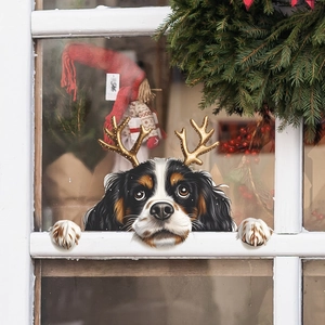 Weihnachtsfensterbild mit Cavalier King Charles Spaniel und goldenem Rentiergeweih Motiv