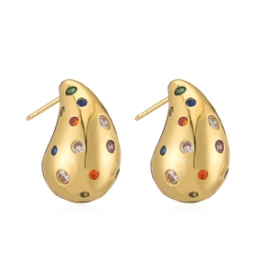 Boucles d'oreilles gouttes dorées avec zircons colorés au design minimaliste et poli