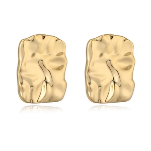 Orecchini a perno quadrati minimalisti placcati oro 18K con texture metallica martellata