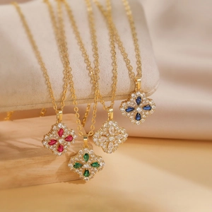 Luxury Copper Zirconia Clover Pendant Necklace Gold Silver Plated Flower Shape Clavicle Chain Jewelry For Women Wedding Party