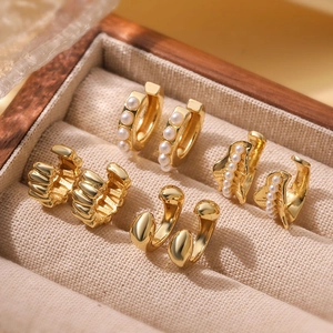 Elegant Copper Gold Plated Artificial Pearl Ear Cuffs For Women Minimalist Non Pierced Wavy Spiral Clip On Earrings Jewelry Gift