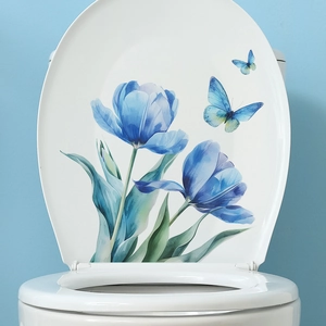 Sticker abattant WC motif tulipes bleues et papillons effet aquarelle pour salle de bain