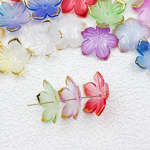 Farbverlauf Acryl Kirschblütenperlen mit Goldrand für DIY Schmuck und Haarnadeln