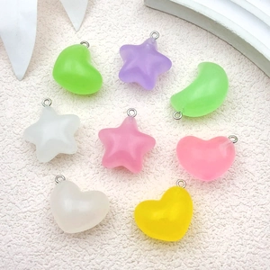 Luminous resin star, heart, and moon pendants for DIY jewelry making in pastel colors