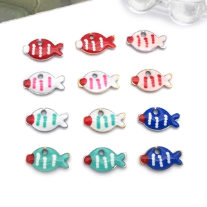 Schattige Roestvrijstalen Vis Hanger Emaille Druppelolie Zeedieren Charms Voor DIY Halsketting Oorbellen Armband Sieraden Maken Accessoire