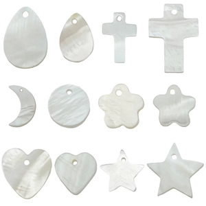 Natürliche Süßwasser-Muschel-Anhänger in Herz- und Sternform für DIY-Schmuck