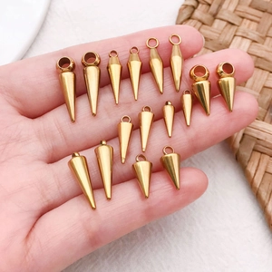 Goldene Edelstahl-Kegelanhänger in verschiedenen Größen für DIY-Schmuckherstellung