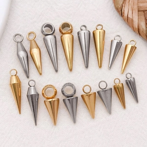 Polierte Edelstahl-Spike-Anhänger in Gold und Silber für Halsketten oder Armbänder