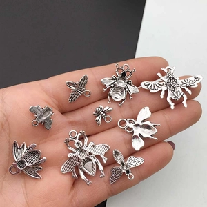 Set van diverse vintage zilveren bijenhangers voor DIY halskettingen en sieraden