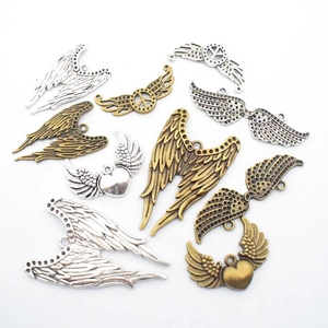 Vintage Legierung Flügel Feder Charms Für DIY Schmuckherstellung Antik Silber Bronze Herz Friedenszeichen Engel Flügel Anhänger
