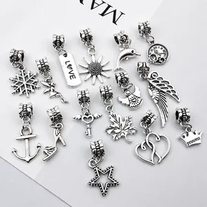 Ciondoli Vintage in Lega di Argento Antico per Fai da Te Creazione Gioielli Fata Corona Cuore Chiave Stella Delfino Girasole Accessori