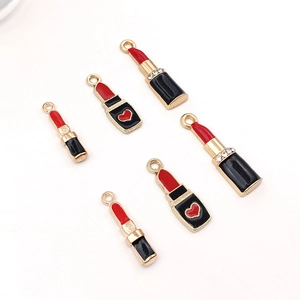 6er-Set goldene Lippenstift-Anhänger mit Emaille in Rot und Schwarz für DIY-Schmuckzubehör