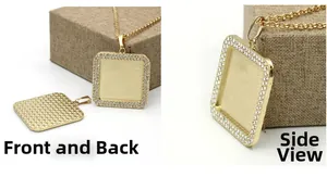 Vues détaillées du pendentif carré doré avec strass blancs et dos texturé pour bijoux DIY