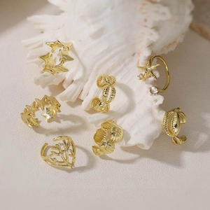 Anello Aperto Regolabile Serie Oceano per Donna Placcato Oro Argento Rame Conchiglia Stella Marina Corallo Gioielli