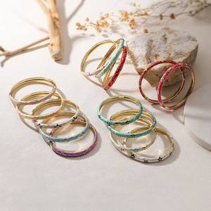 Bracelet Jonc Floral en Émail Rétro Pour Femme Doux Coloré Style Palais Ouvert Trèfle Camélia Bijoux en Cuivre Cadeau