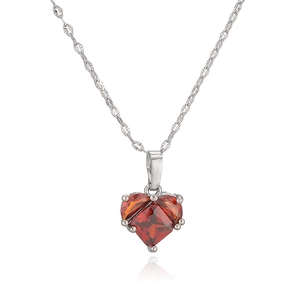 Luxuriöse Halskette mit rotem Herzanhänger und silberfarbener Kette aus Edelstahl