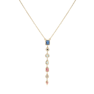 Vue macro d'un collier en Y doré avec pendentif vertical en pierres gemmes géométriques