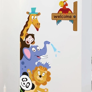 Adesivi murali animali cartoni animati autoadesivi con giraffa per camera dei bambini