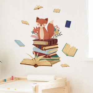 Sticker mural renard de dessin animé lisant des livres pour décor de chambre d'enfant