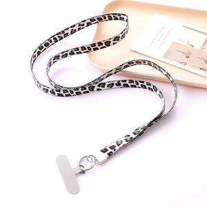 Leopard-Schlüsselband mit silbernem Metallring und universellem Handy-Anschluss