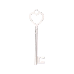 Minimalist silver heart key pendant charm with C-shaped teeth for DIY bags and accessories