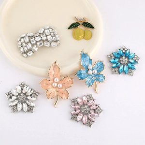 Colorful enamel and pearl maple leaf zinc alloy DIY charms for jewelry making