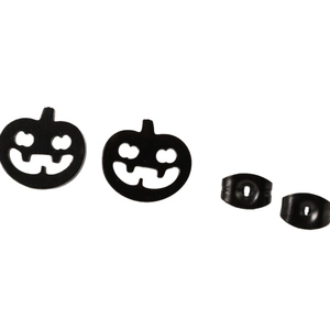 Halloween Kürbis-Ohrstecker in Schwarz matt mit hohlem Lächeln-Design
