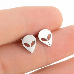 Alien Kopf Ohrstecker Edelstahl Hohle Augen Halloween Punk Neuheit Schmuck Für Damen Und Herren