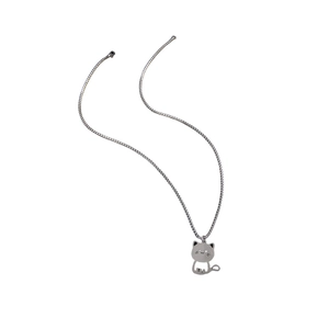Collana minimalista con ciondolo a gatto traforato in acciaio inossidabile argento lucido
