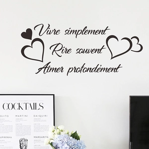 Minimalist black wall sticker with French motivational quotes and hearts for home decor