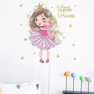 Sticker mural petite princesse et licorne rose pour décoration de chambre d'enfant avec étoiles