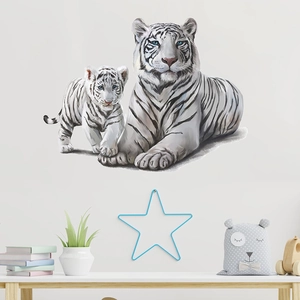 Realistische Wandsticker mit weißem Tiger und Jungtier für Kinderzimmer Deko