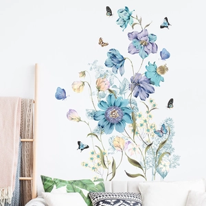 Stickers muraux fleurs bleues et violettes avec papillons pour décoration salon