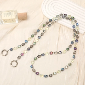 Bandoulière luxueuse en perles de cristal irisé avec fermoirs argentés pour sacs