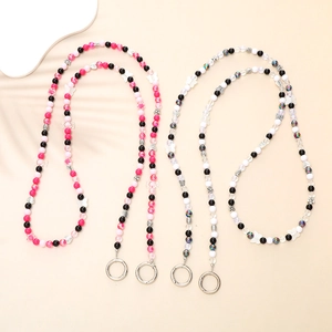Cinturino per telefono fatto a mano con perline rosa e argento in stile sweet cool